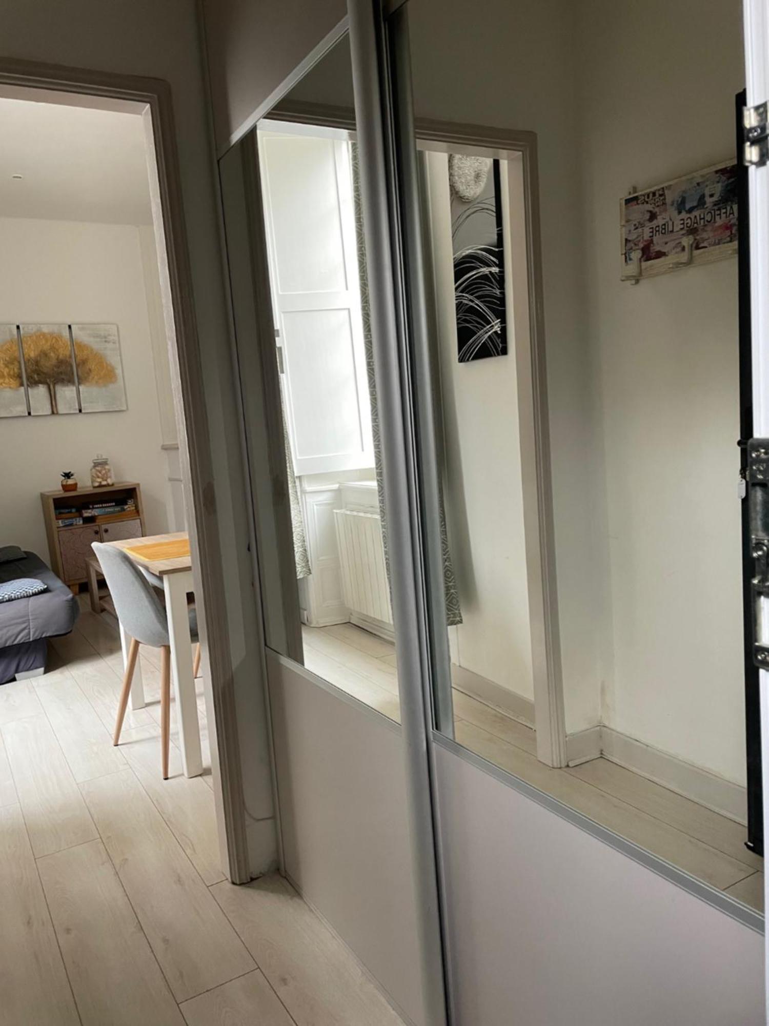 Charmant Appartement T2 Plein Centre Ville Сен-Бріє Екстер'єр фото